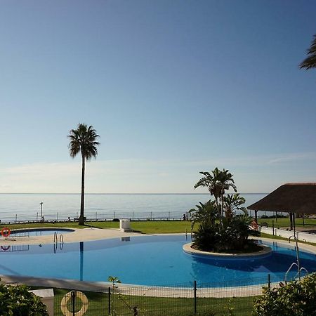 Frontline Beach Ground Floor With Privet Garden, Mi Capricho 16 Apartamento Mijas Exterior foto