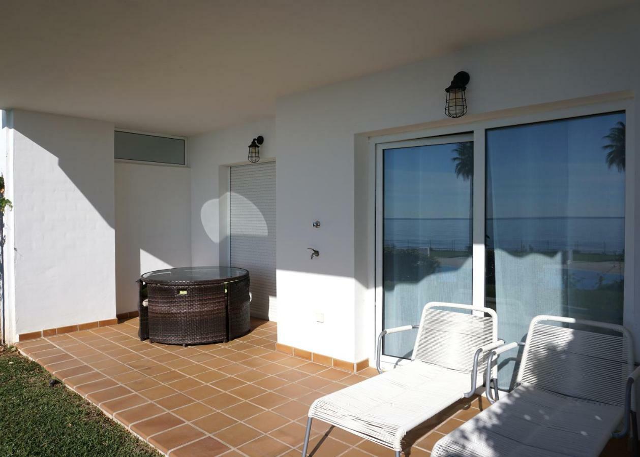 Frontline Beach Ground Floor With Privet Garden, Mi Capricho 16 Apartamento Mijas Exterior foto